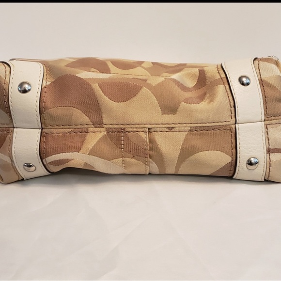 !Sold!❌ Vintage Authentic Coach Signature Boho Satchel Medium Bag Purse - Picture 2 of 4